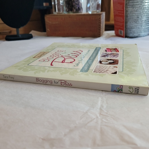 Blogging For Bliss Paperback by Tara Frey - Picture 10 of 10